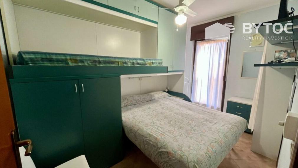 BYTOČ RK - 6-izb RD so záhradou v Taliansku na ostrove Grado