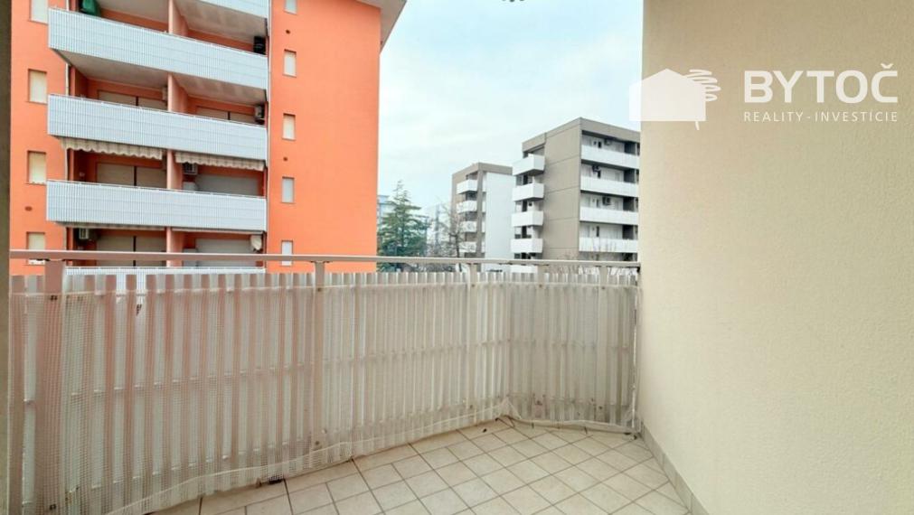 BYTOČ RK - svetlý 2,5-izb. apartmán s 2x terasou a parkovaním v Taliansku - Bibione