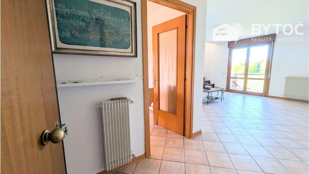 BYTOČ RK - 4-izb. mezonet 136m2 s 2x terasou a parkovaním v Taliansku neďaleko pobrežia  - Terzo d'Aquileia