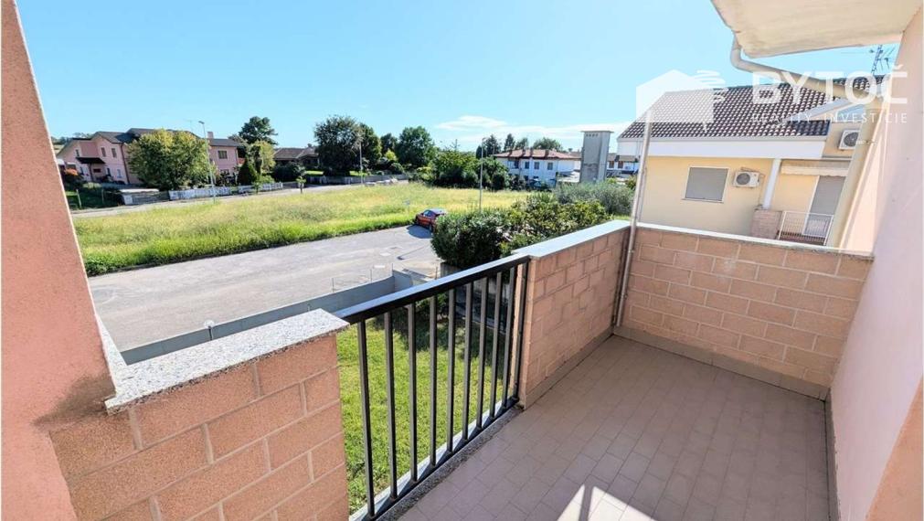 BYTOČ RK - 4-izb. mezonet 136m2 s 2x terasou a parkovaním v Taliansku neďaleko pobrežia  - Terzo d'Aquileia