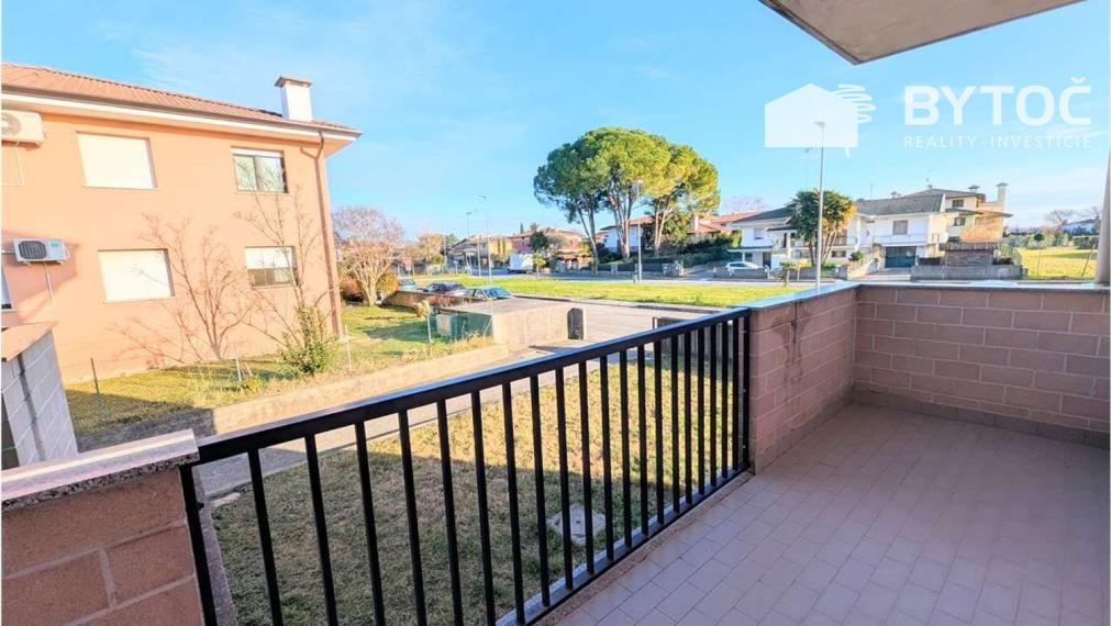 BYTOČ RK - veľký 3-izb. byt 112m2 s 2x terasou a parkovaním v Taliansku neďaleko pobrežia - Terzo d'Aquileia