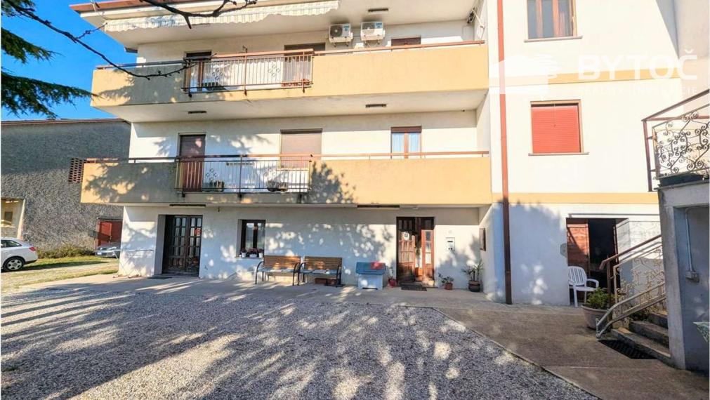 BYTOČ RK - Pekný 3-izb byt 122m2 s terasou, záhradou a parkovaním v Taliansku pri ostrove Grado - Fiumicello!