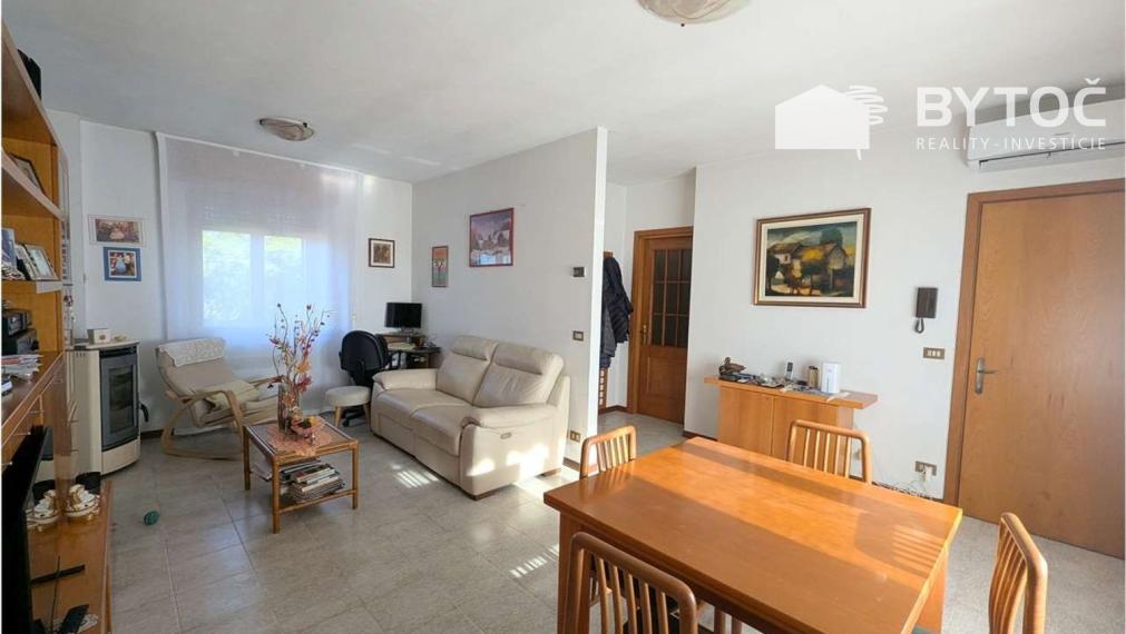 BYTOČ RK - Pekný 3-izb byt 122m2 s terasou, záhradou a parkovaním v Taliansku pri ostrove Grado - Fiumicello!