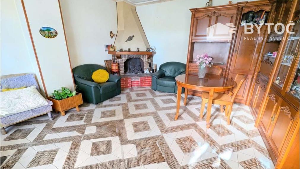 BYTOČ RK - vidiecky 4-izb. RD v Taliansku neďaleko mora s pozemkom 1.080 m2 - Fiumicello