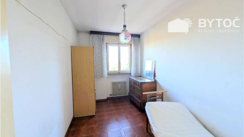 BYTOČ RK - vidiecky 4-izb. RD v Taliansku neďaleko mora s pozemkom 1.080 m2 - Fiumicello