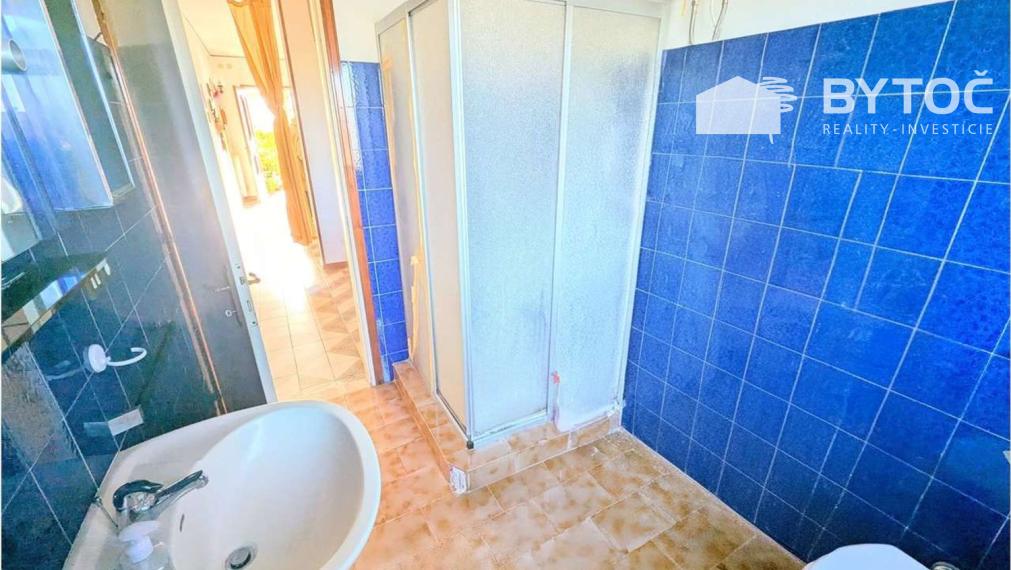 BYTOČ RK - vidiecky 4-izb. RD v Taliansku neďaleko mora s pozemkom 1.080 m2 - Fiumicello