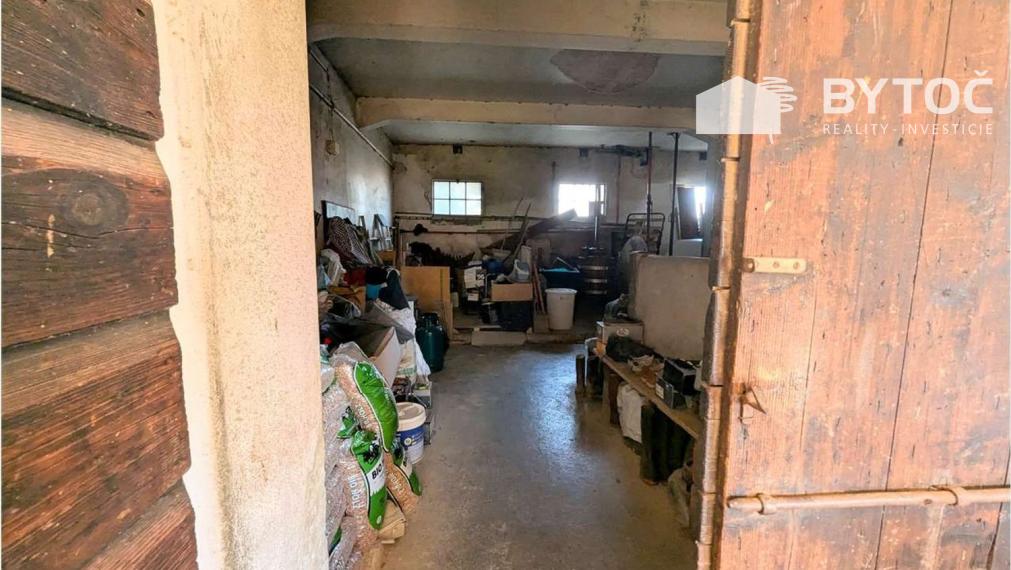 BYTOČ RK - vidiecky 4-izb. RD v Taliansku neďaleko mora s pozemkom 1.080 m2 - Fiumicello