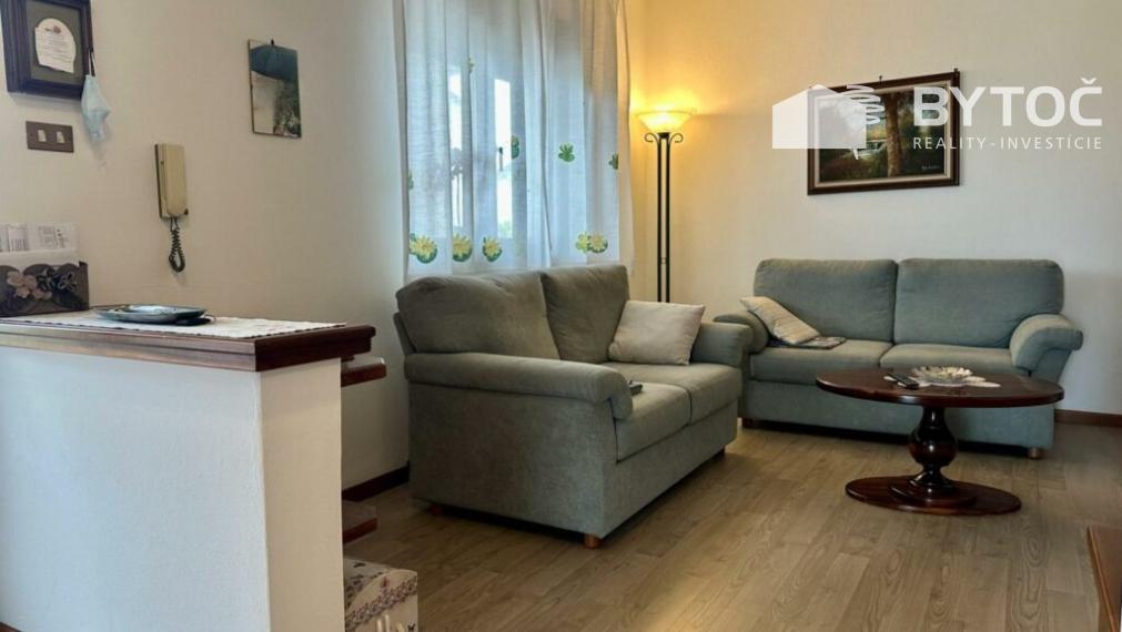 BYTOČ RK - samostatná vila s dvomi bytmi v Taliansku neďaleko pobrežia - Staranzano