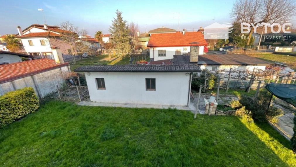 BYTOČ RK - samostatný 5-izb. RD so záhradou v Taliansku neďaleko pobrežia - Palazzolo dello Stella