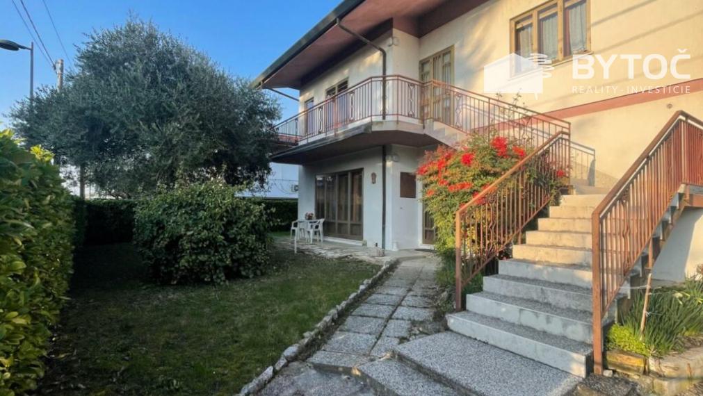 BYTOČ RK - samostatný 5-izb. RD so záhradou v Taliansku neďaleko pobrežia - Palazzolo dello Stella