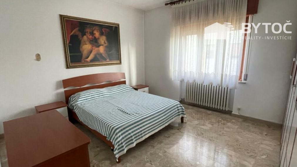 BYTOČ RK - samostatný 5-izb. RD so záhradou v Taliansku neďaleko pobrežia - Palazzolo dello Stella