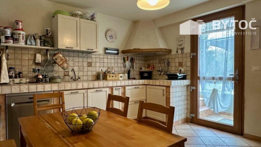 BYTOČ RK - krajný 4-izb. RD s veľkou záhradou v Taliansku neďaleko pobrežia - San Canzian d'Isonzo