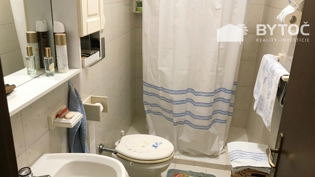 BYTOČ RK - samostatná 5-izb. vila so záhradou 4 500m2 v Taliansku neďaleko pobrežia - Fiumicello