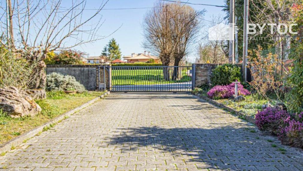 BYTOČ RK - samostatná 5-izb. vila v Taliansku neďaleko pobrežia - San Giorgio di Nogaro