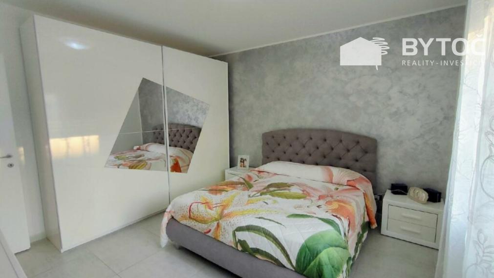 BYTOČ RK - veľký 4-izb byt 112m2 s garážou a 2x terasou v Taliansku neďaleko pobrežia - Ronchis