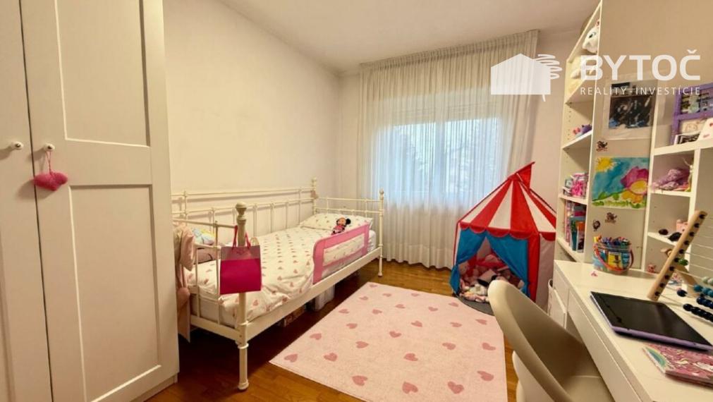 BYTOČ RK - veľký 4-izb byt 167m2 s garážou a terasou v Taliansku neďaleko pobrežia - Palazzolo dello Stella