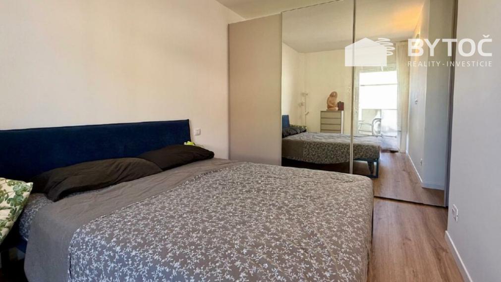 BYTOČ RK - pekný 3-izb. apartmán s 2x terasou a parkovaním iba 100m od pláže v Taliansku - Bibione