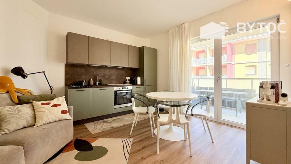 BYTOČ RK - pekný 3-izb. apartmán s 2x terasou a parkovaním iba 100m od pláže v Taliansku - Bibione