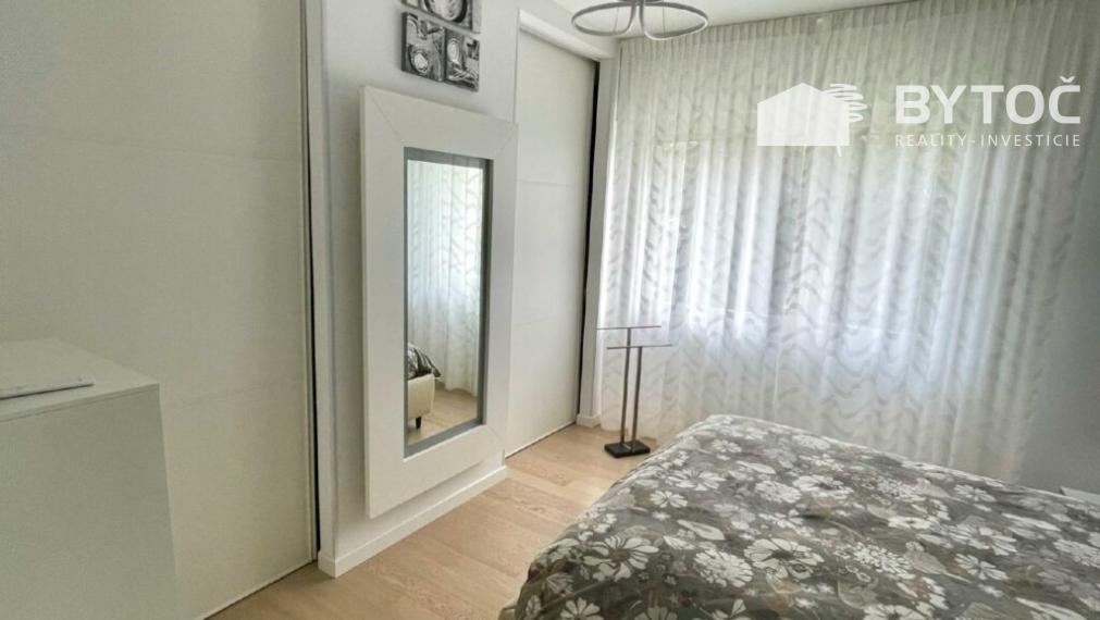 BYTOČ RK - 4-izb. RD so záhradou 1240m v Taliansku neďaleko pobrežia - San Michele al Tagliamento