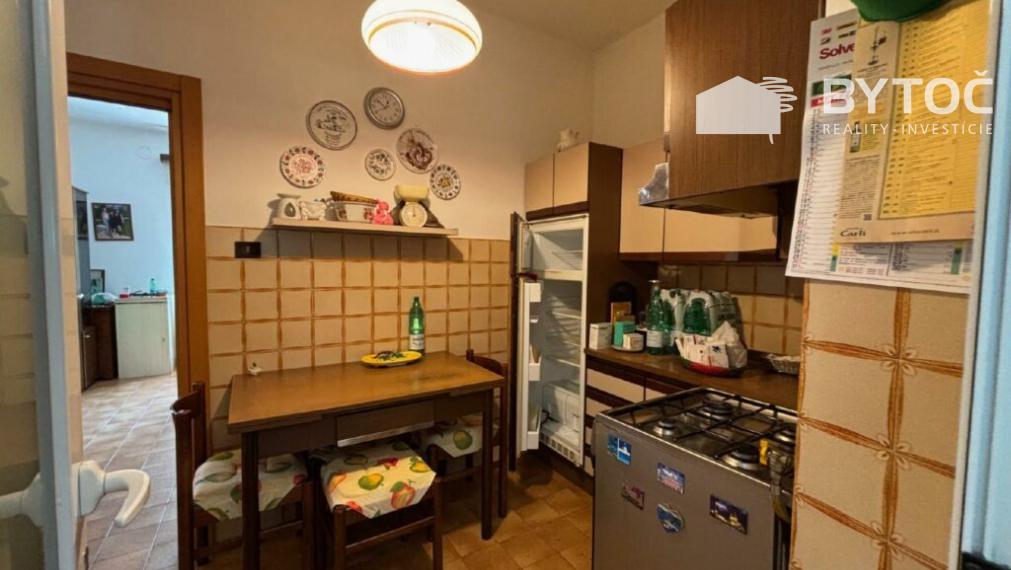 BYTOČ RK - 3-izb. radový RD s s terasou, loggiou a záhradkou v Taliansku - San Giorgio di Nogare