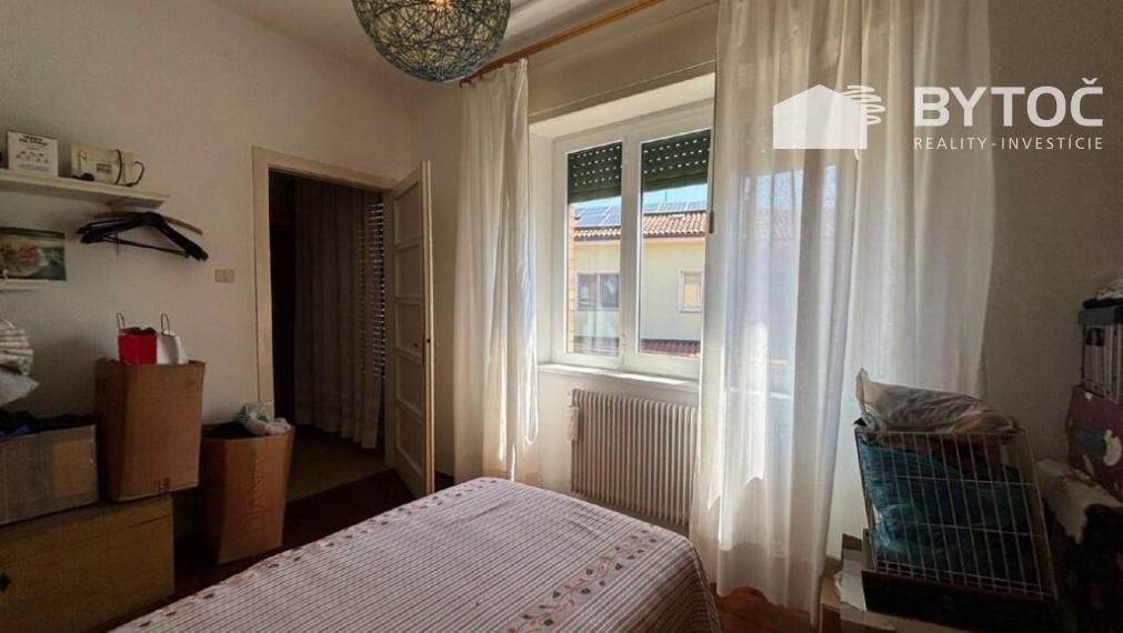 BYTOČ RK - 3-izb. radový RD s s terasou, loggiou a záhradkou v Taliansku - San Giorgio di Nogare