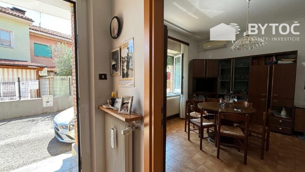 BYTOČ RK - 3-izb. radový RD s s terasou, loggiou a záhradkou v Taliansku - San Giorgio di Nogare