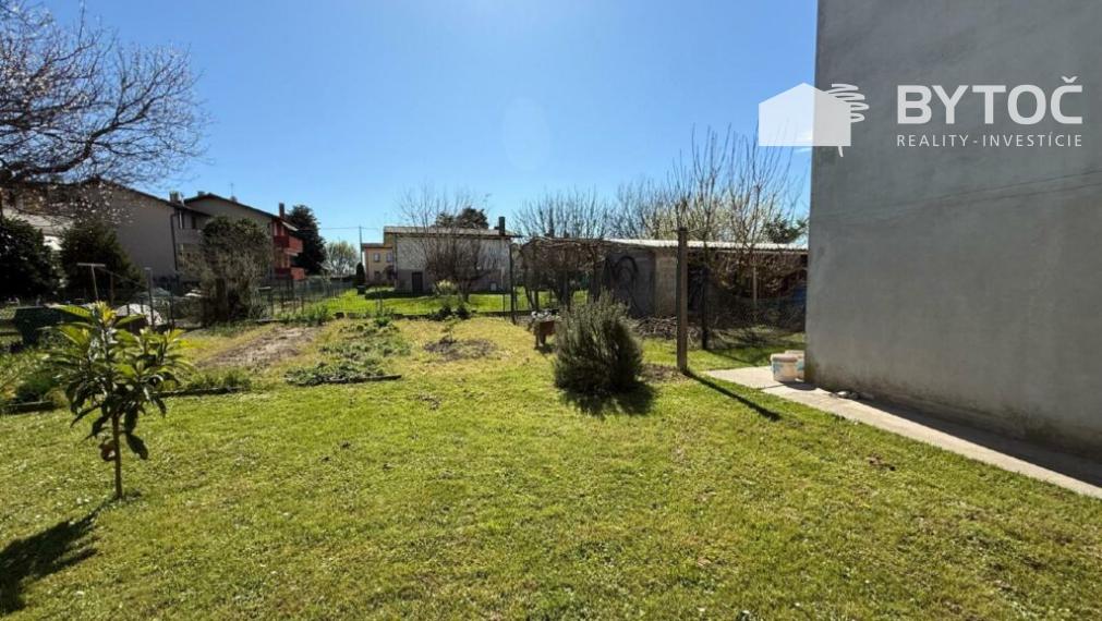 BYTOČ RK - 4-izb. RD v Taliansku so záhradou 900m2 neďaleko pobrežia - San Michele al Tagliamento