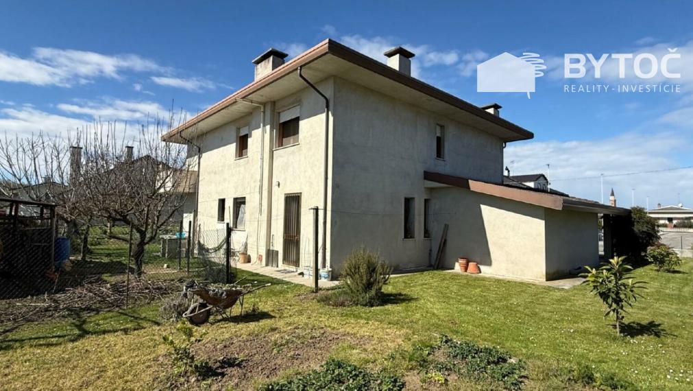 BYTOČ RK - 4-izb. RD v Taliansku so záhradou 900m2 neďaleko pobrežia - San Michele al Tagliamento