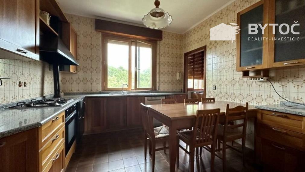 BYTOČ RK - 5-izb. RD s garážou a záhradou 3000m2 v Taliansku neďaleko pobrežia - Marano Lagunare