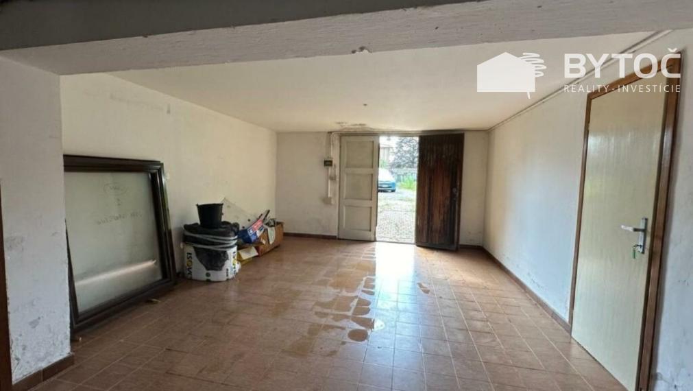 BYTOČ RK - 5-izb. RD s garážou a záhradou 3000m2 v Taliansku neďaleko pobrežia - Marano Lagunare