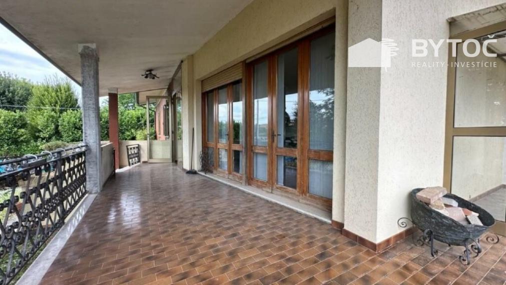 BYTOČ RK - 5-izb. RD s garážou a záhradou 3000m2 v Taliansku neďaleko pobrežia - Marano Lagunare