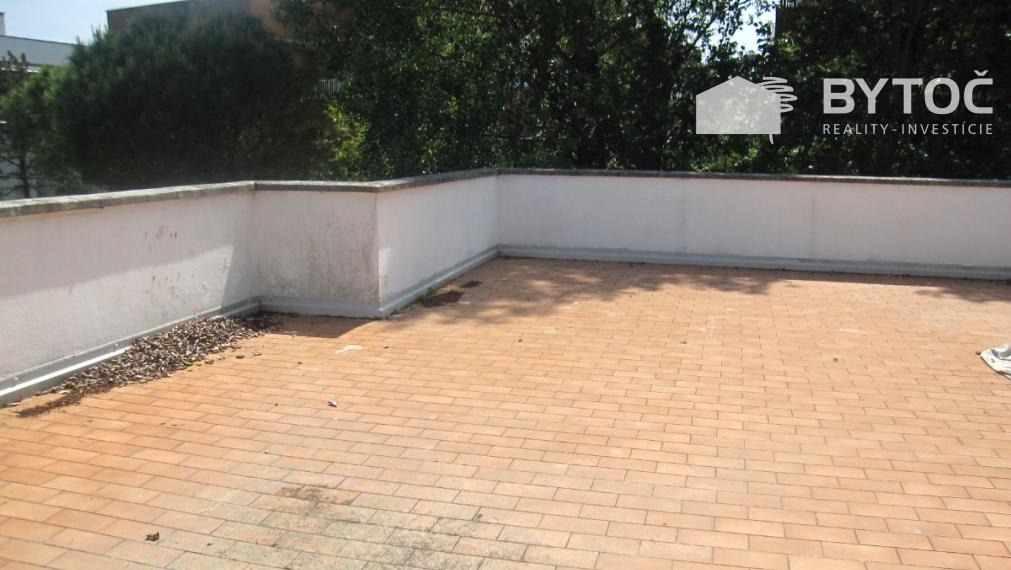 BYTOČ RK - 2-izb. byt 62m2 s veľkou terasou v Taliansku na ostrove Grado - Pineta