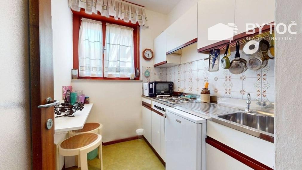 BYTOČ RK - 2-izb. byt 54m2 s veľkou terasou a parkovaním v Taliansku na ostrove Grado - Pineta