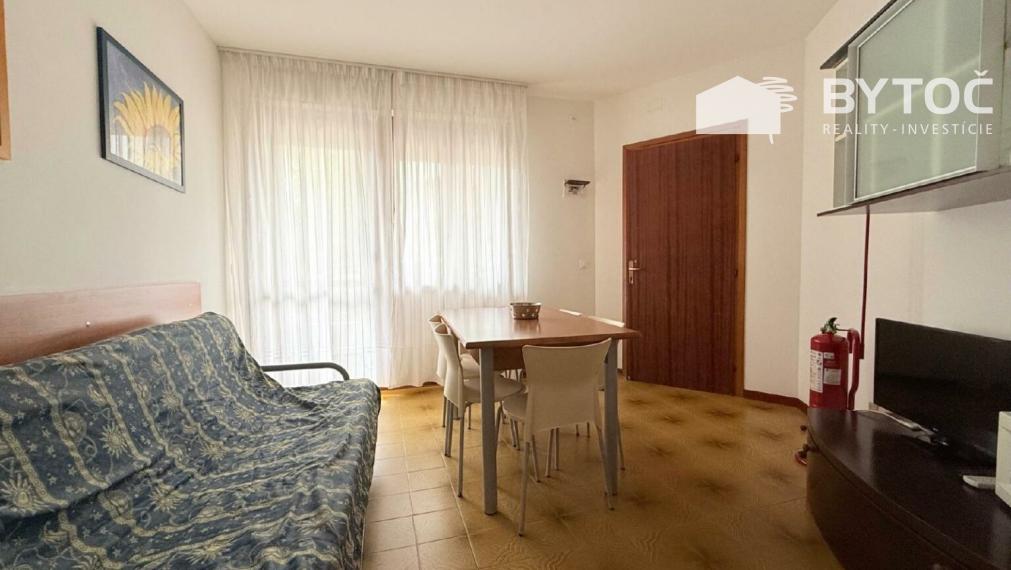 BYTOČ RK - Zrekonštruovaný 3-izb. apartmán s terasou a parkovaním v Taliansku - Bibione