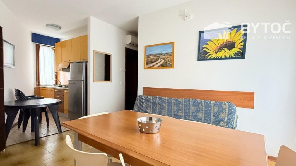 BYTOČ RK - Zrekonštruovaný 3-izb. apartmán s terasou a parkovaním v Taliansku - Bibione