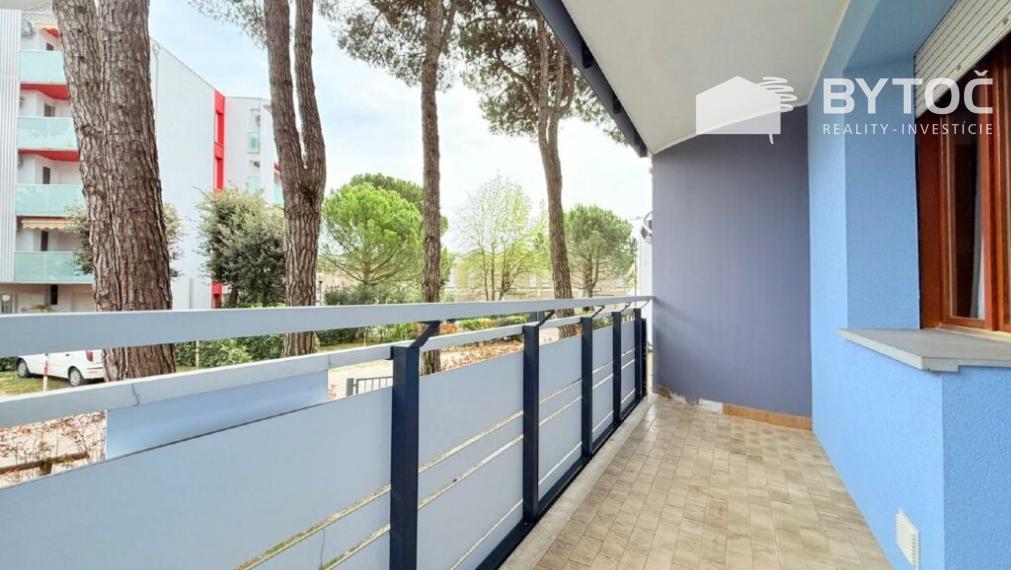 BYTOČ RK - Zrekonštruovaný 3-izb. apartmán s terasou a parkovaním v Taliansku - Bibione