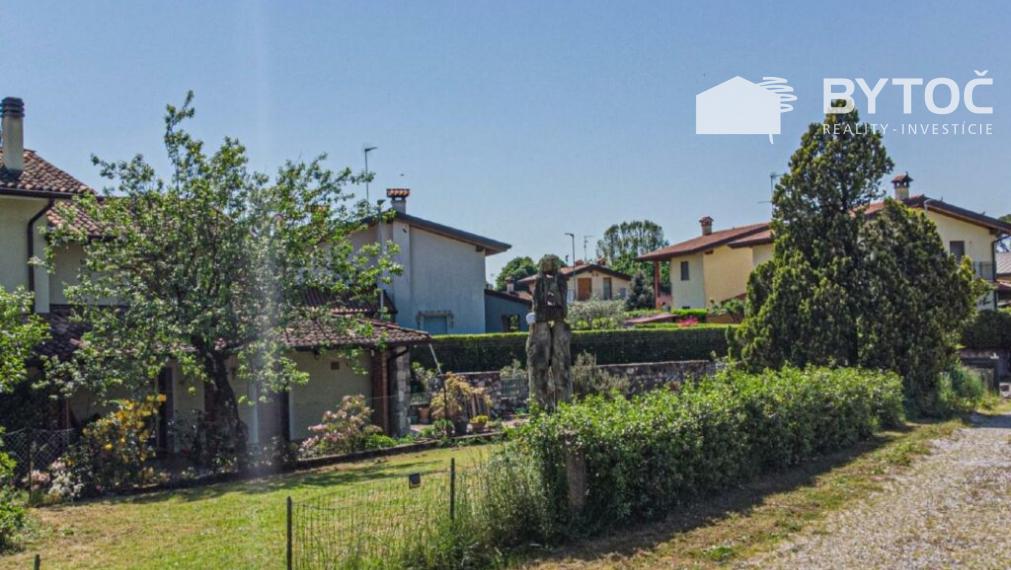 BYTOČ RK - zrekonštruovaný 6-izb. rustikálny dom so záhradou 7.000m2 v Taliansku neďaleko pobrežia - Aiello del Friuli