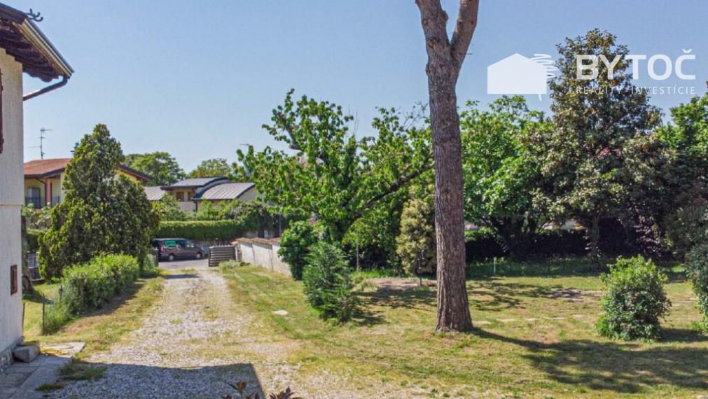 BYTOČ RK - zrekonštruovaný 6-izb. rustikálny dom so záhradou 7.000m2 v Taliansku neďaleko pobrežia - Aiello del Friuli