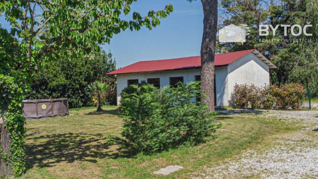 BYTOČ RK - zrekonštruovaný 6-izb. rustikálny dom so záhradou 7.000m2 v Taliansku neďaleko pobrežia - Aiello del Friuli