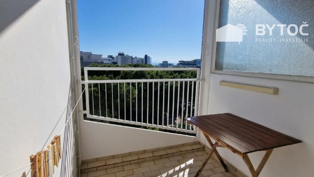 BYTOČ RK - 1,5-izb. apartmán s malou terasou len 50 metrov od mora v Taliansku - Lignano