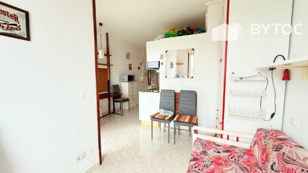 BYTOČ RK - 1,5-izb. apartmán s malou terasou len 50 metrov od mora v Taliansku - Lignano