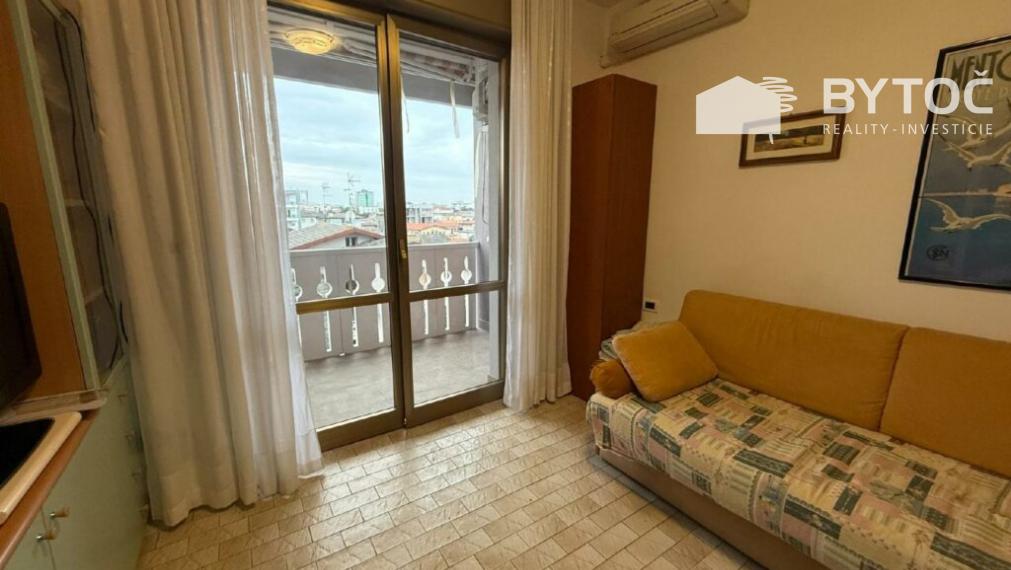 BYTOČ RK - Pekný 2-izb. apartmán s terasou a parkovaním iba 10 min. od pláže v Taliansku - Bibione