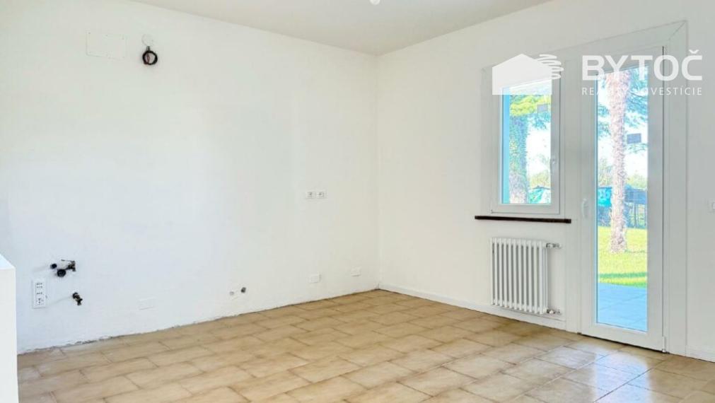 BYTOČ RK - 4-izb. RD so záhradou v Taliansku neďaleko pobrežia - Palazzolo dello Stella