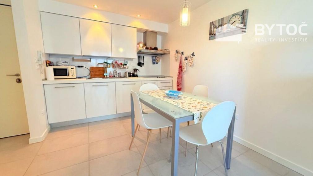 BYTOČ RK - zrekonštruovaný 1,5-izb. apartmán len 500 metrov od mora v Taliansku - Lignano