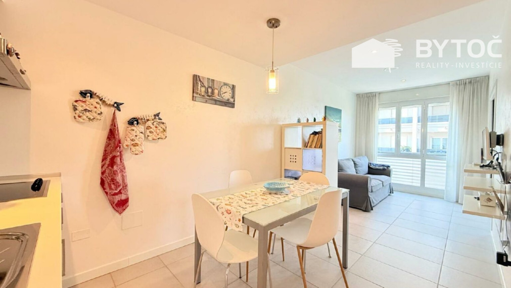 PREDANÉ! Rekonštruovaný 1,5-izb. apartmán len 500 metrov od mora v Taliansku - Lignano