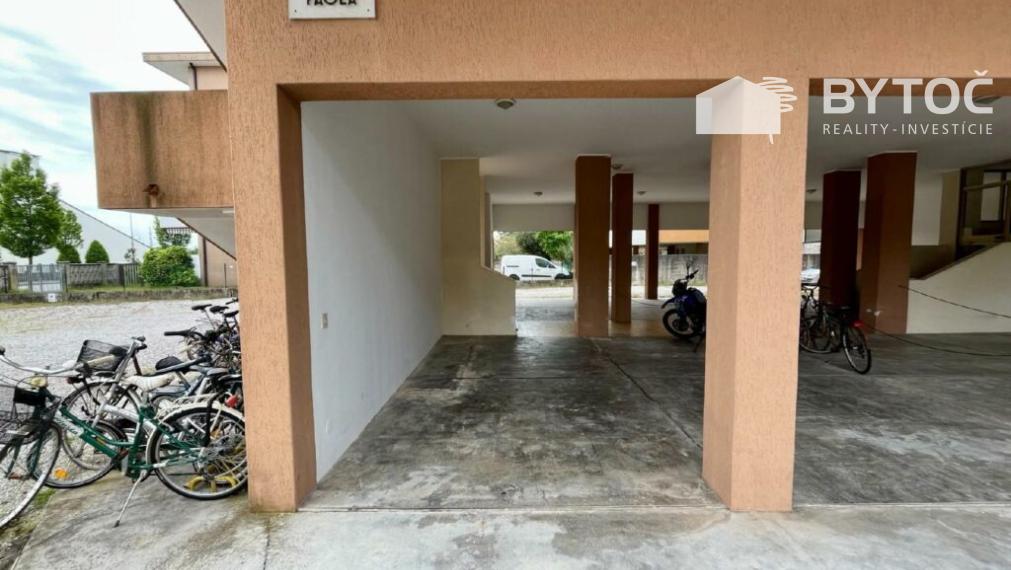BYTOČ RK  3-izb. mezonet s terasou a parkovaním v Taliansku na ostrove Grado - Cittá Giardino