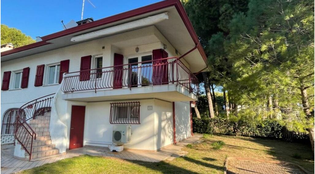 PREDANÉ! Radový 2-podl. 3-izb. RD v Taliansku - Lignano