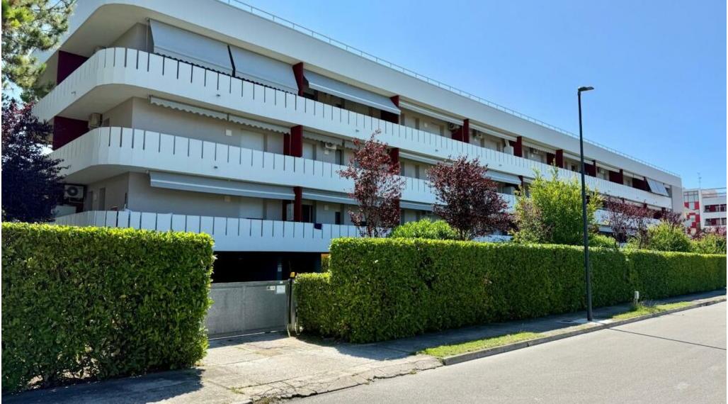 BYTOČ RK - svetlý 2-izb. apartmán s terasou a parkovaním v Taliansku Bibione