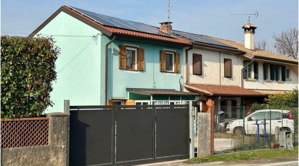 BYTOČ RK - krajný 4-izb. RD s veľkou záhradou v Taliansku neďaleko pobrežia - San Canzian d'Isonzo