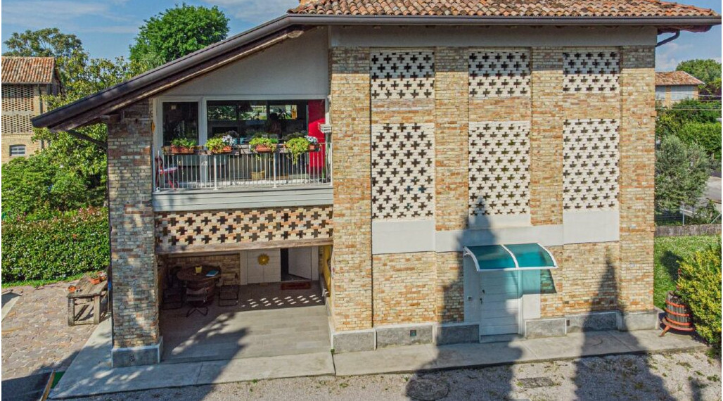 BYTOČ RK - krásna, zrekonštruovaná 5-izb. vila so záhradou v Taliansku - San Giorgio di Nogare